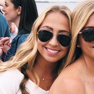 Meet your Posher, Alexa